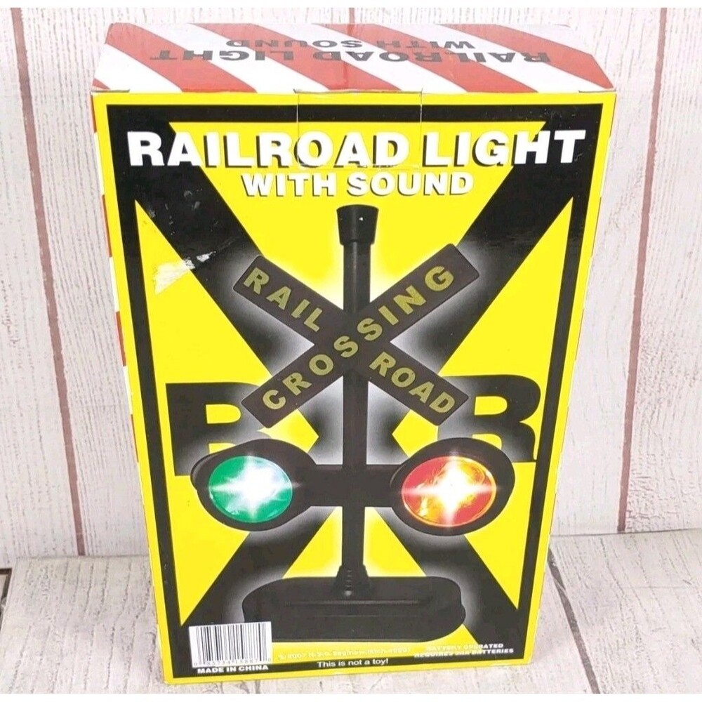 HAYES 15887 Railroad Train Track Crossing Sign RED GREEN Flashing Lights, Sounds
